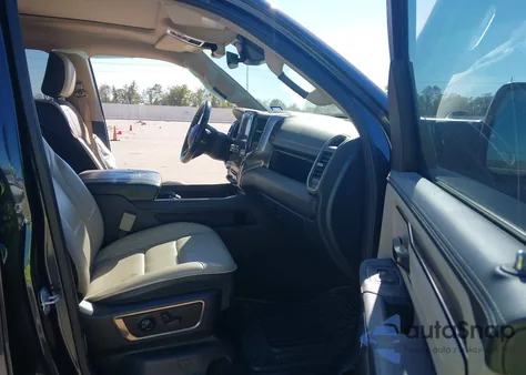 2019 Ram 1500 Limited 4X4 5'7 Box from USA, damaged, VIN 1C6SRFHT1KN632664